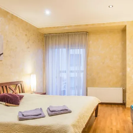 Appartement Old Spacious 2 Bedroom Riga